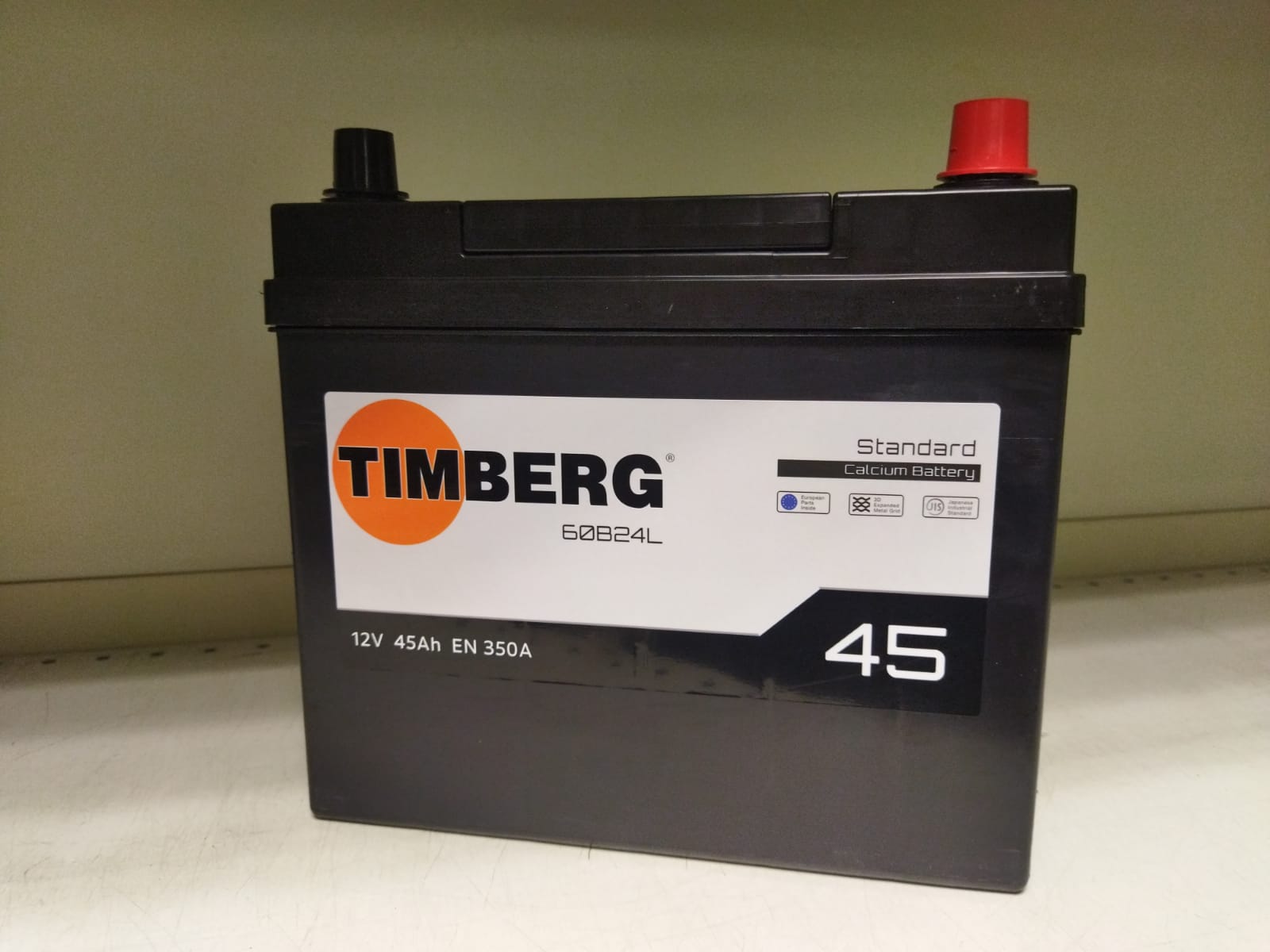 Аккумулятор автомобильный Timberg STANDARD TS450J 6СТ-45VL обр.