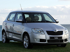 Аккумуляторы для Skoda Fabia 5J Hatchback 2007-2010