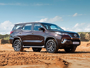 Аккумуляторы для Toyota Fortuner AN160 2017-2024