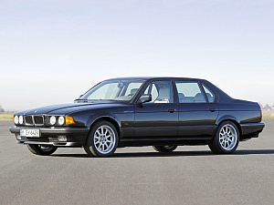 Аккумуляторы для BMW 7-series E38 1994-2001