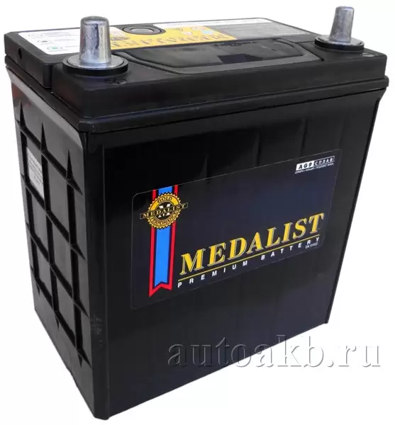 Аккумулятор автомобильный Medalist 53522 6СТ-35 Ач прям.