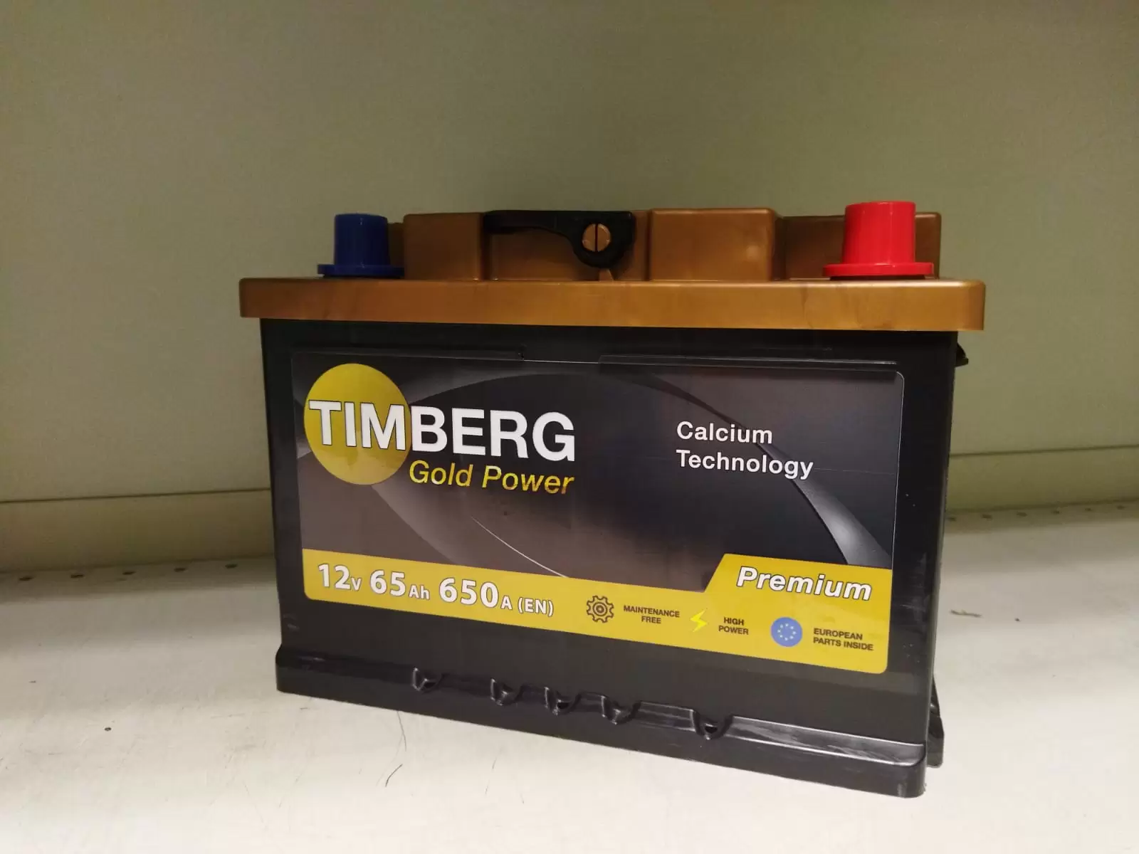 Аккумулятор автомобильный Timberg PREMIUM TP650 6СТ-65VL обр.